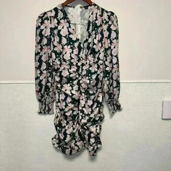 Women SHEIN Green Floral Mini Dress Size M - Picture 2 of 10